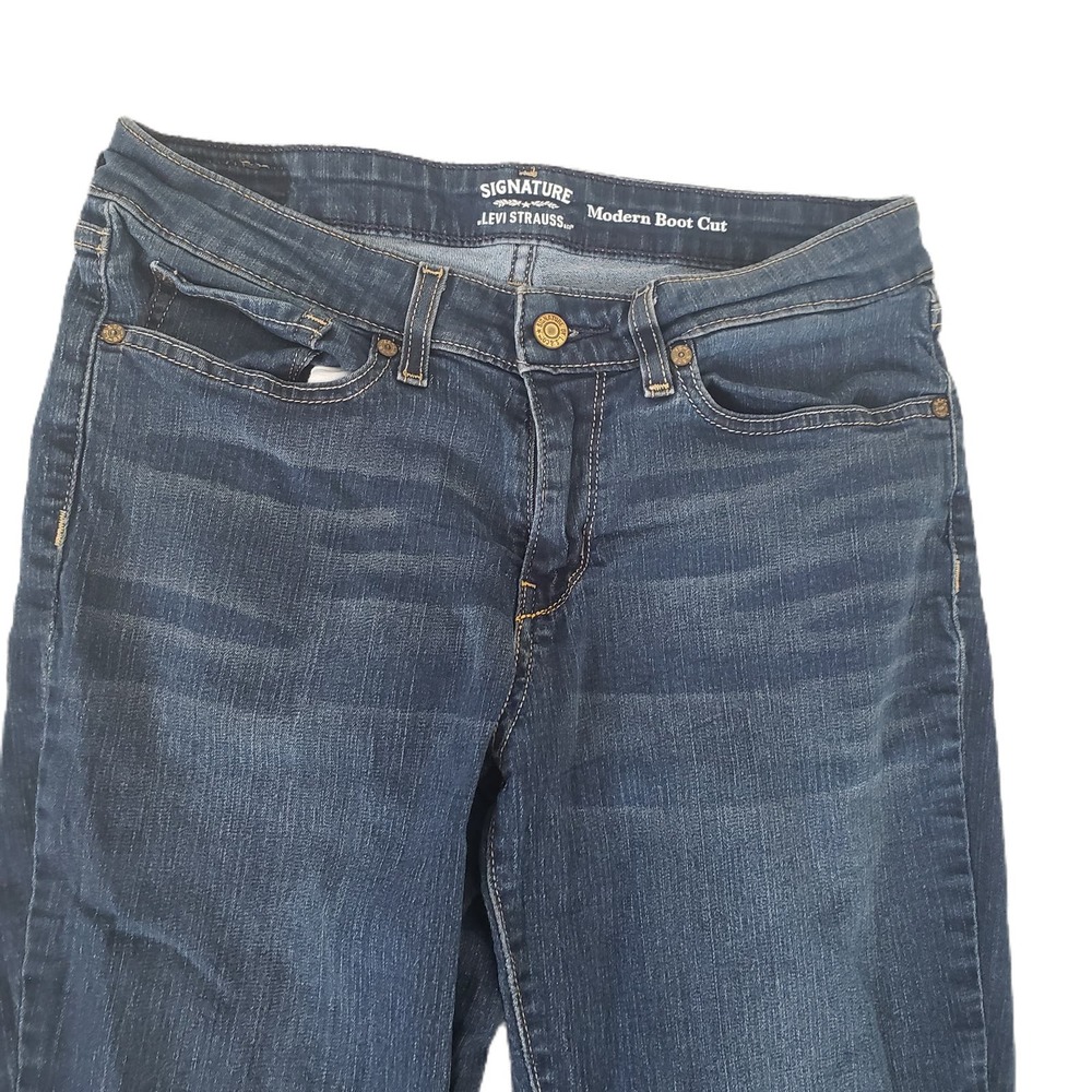 Signature Levi Strauss Bootcut Modern Boot Cut Denim Jean 10 Med - Picture 6 of 9